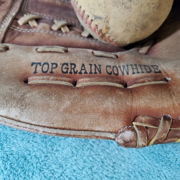 Dudley Baseball/Softball Glove Pro Model D-5001 Custom Built With 1 Baseball - Picture 5 of 8